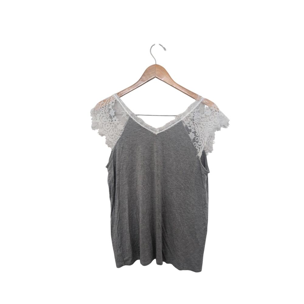 Emory Park Lace Trim Distressed Tee Women’s Medium Boho V-Neck Ivory EUC - Picture 4 of 5